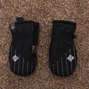 Columbia infant winter mittens